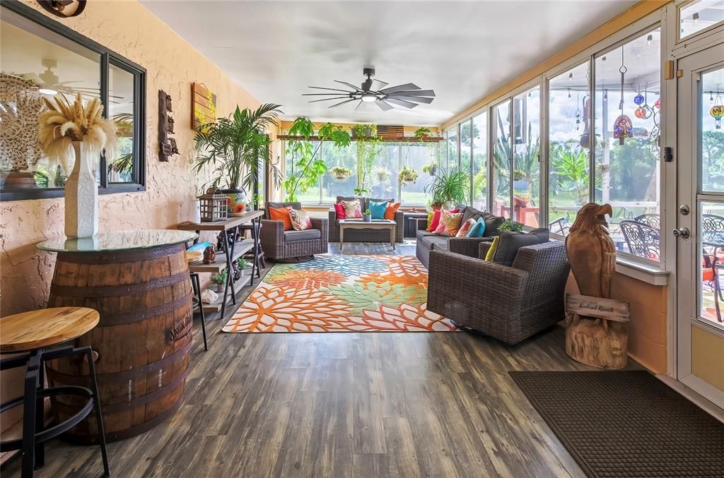 En Venta: $439,900 (3 camas, 2 baños, 1902 Pies cuadrados)