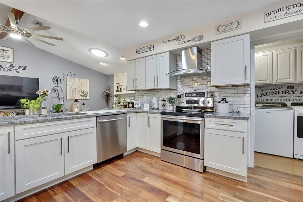 En Venta: $439,900 (3 camas, 2 baños, 1902 Pies cuadrados)