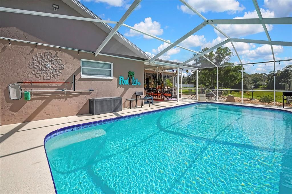 En Venta: $439,900 (3 camas, 2 baños, 1902 Pies cuadrados)