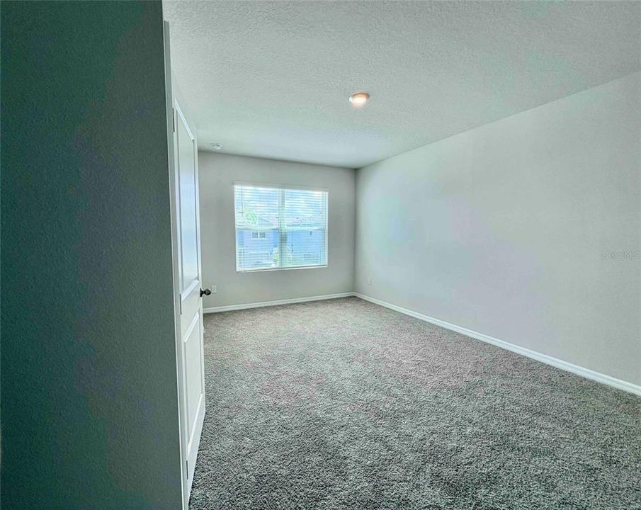 For Rent: $2,200 (3 beds, 2 baths, 1464 Square Feet)