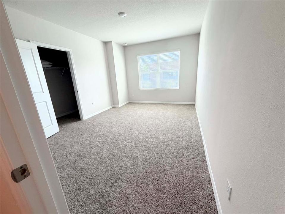 For Rent: $2,200 (3 beds, 2 baths, 1464 Square Feet)