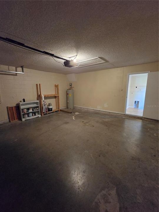 For Rent: $2,200 (4 beds, 2 baths, 2256 Square Feet)