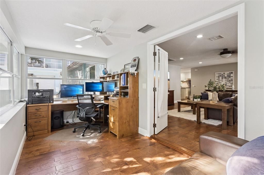 For Sale: $1,425,000 (5 beds, 4 baths, 3298 Square Feet)