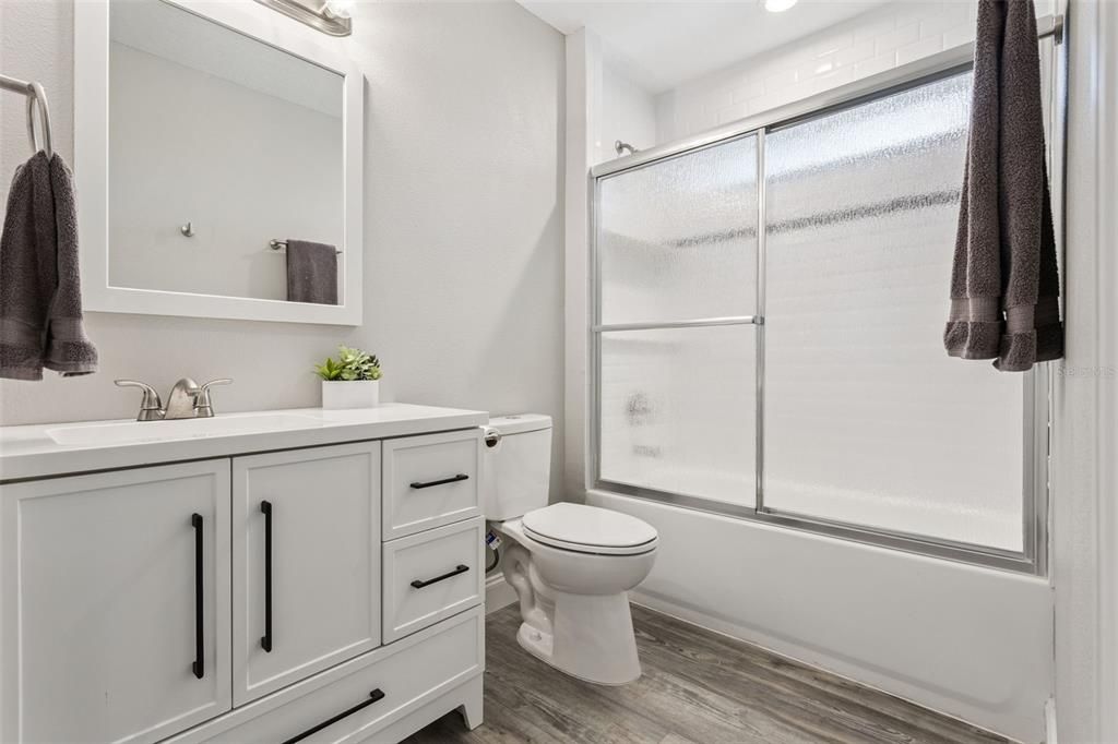 For Sale: $1,425,000 (5 beds, 4 baths, 3298 Square Feet)