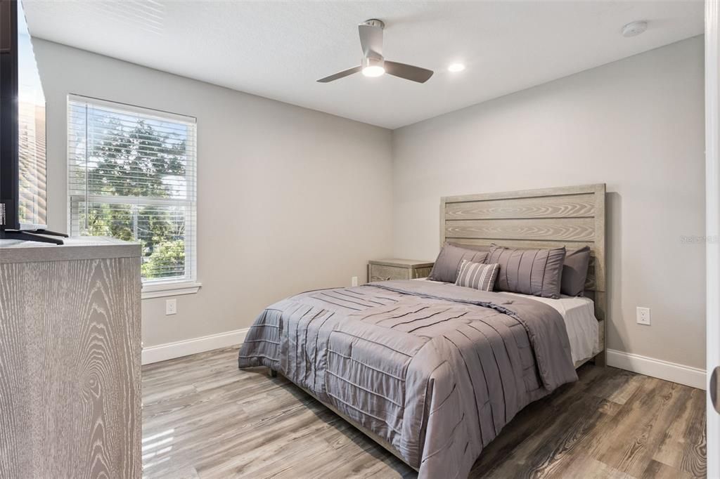 For Sale: $1,425,000 (5 beds, 4 baths, 3298 Square Feet)