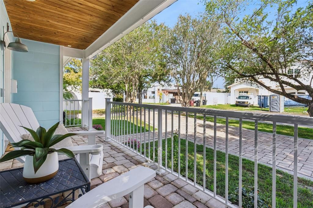 For Sale: $1,425,000 (5 beds, 4 baths, 3298 Square Feet)