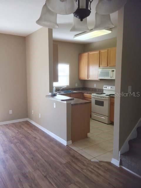 В аренду: $1,750 (3 спален, 2 ванн, 1203 Квадратных фут)
