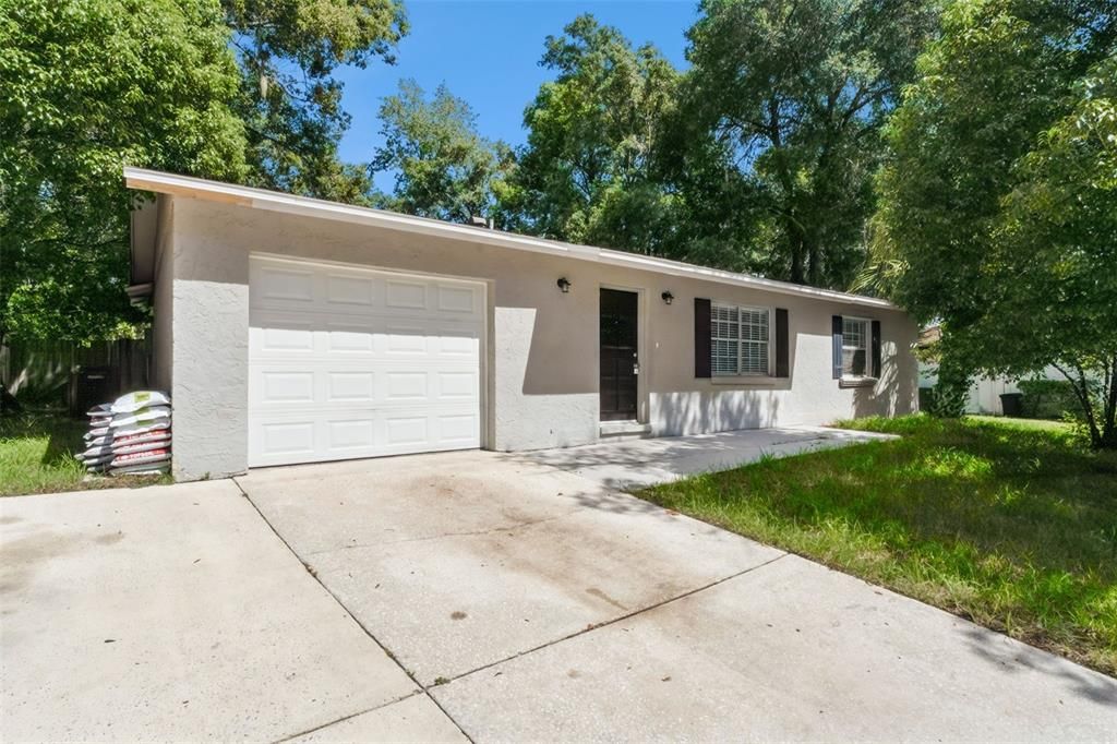 En Venta: $320,000 (3 camas, 2 baños, 1223 Pies cuadrados)