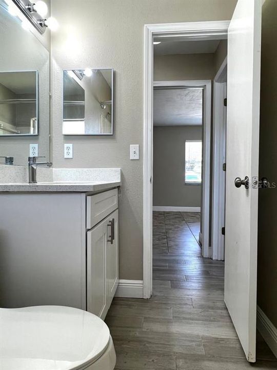 For Rent: $2,198 (3 beds, 2 baths, 1851 Square Feet)