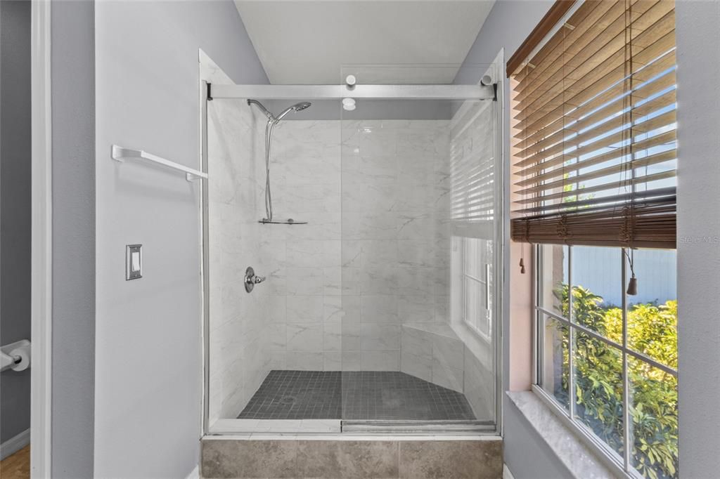 For Rent: $2,750 (3 beds, 2 baths, 1859 Square Feet)