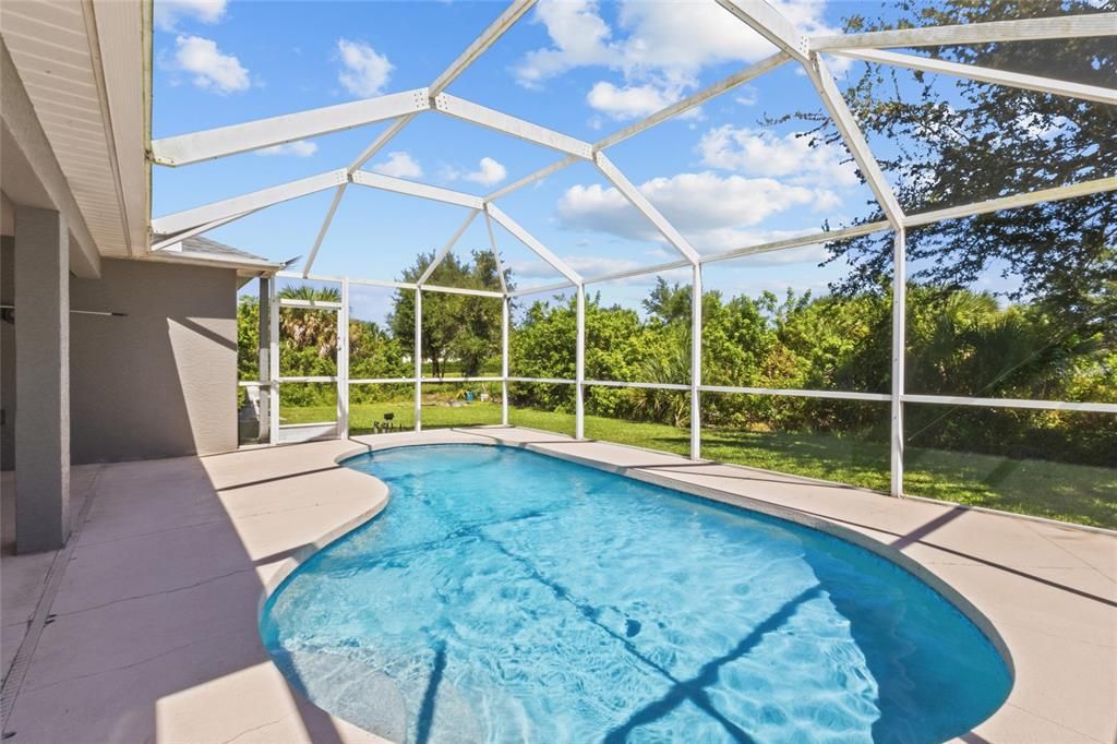 For Rent: $2,750 (3 beds, 2 baths, 1859 Square Feet)