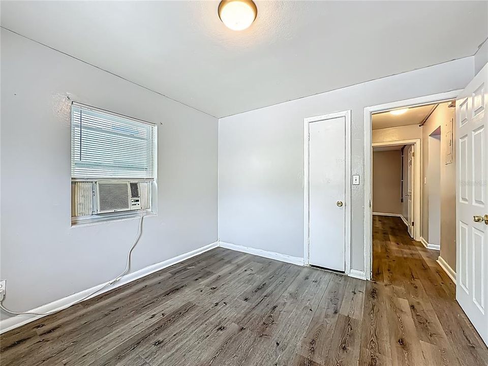 For Rent: $950 (2 beds, 1 baths, 672 Square Feet)