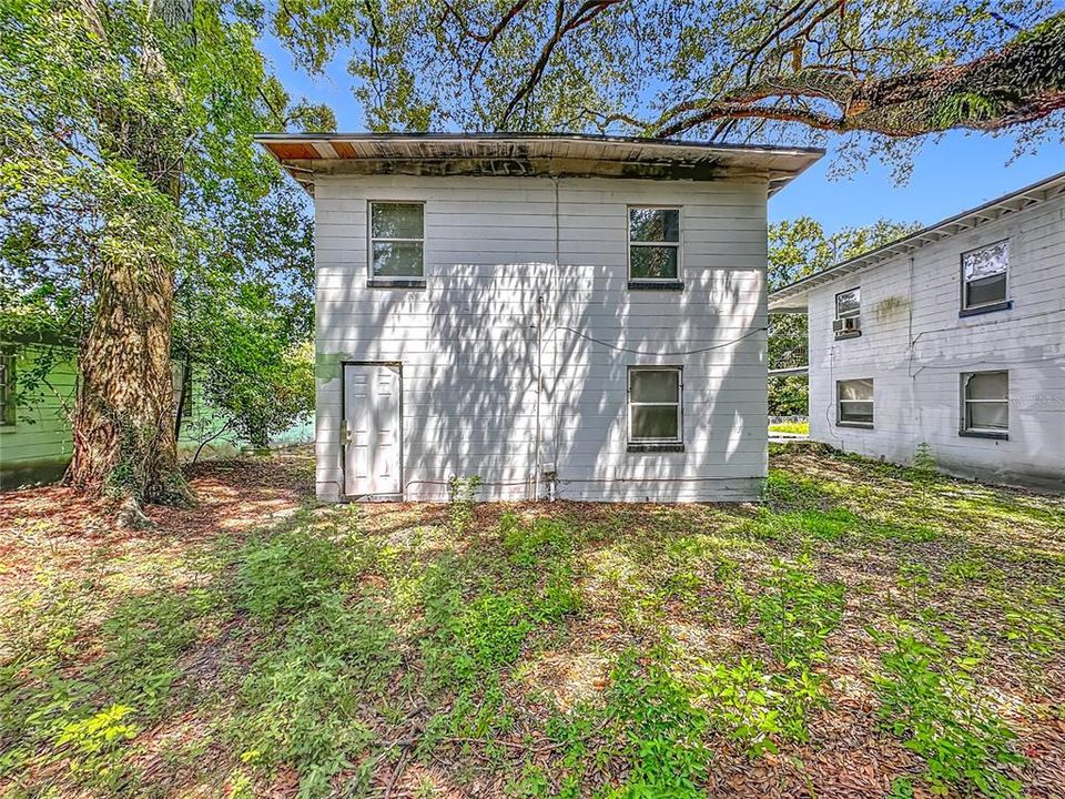 For Rent: $950 (2 beds, 1 baths, 672 Square Feet)