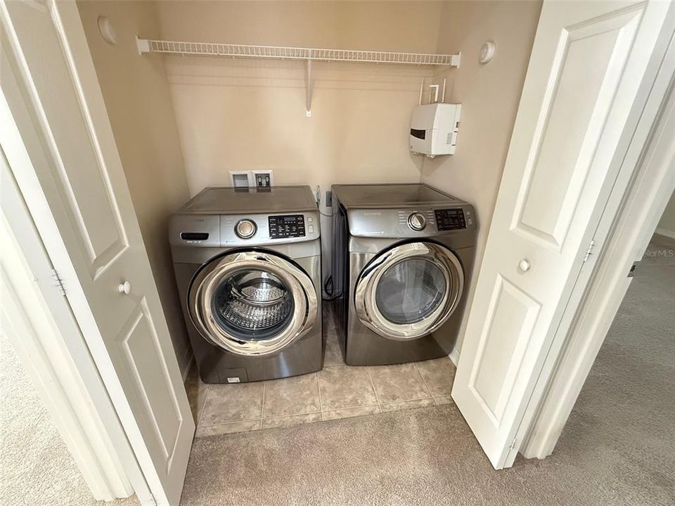 For Rent: $2,550 (5 beds, 3 baths, 2419 Square Feet)