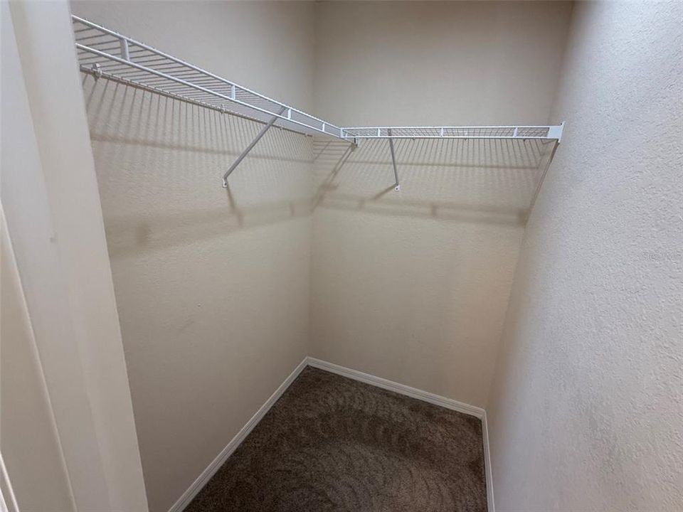 For Rent: $2,550 (5 beds, 3 baths, 2419 Square Feet)
