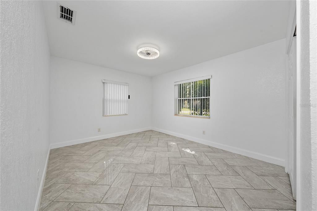 For Sale: $380,000 (3 beds, 2 baths, 1020 Square Feet)