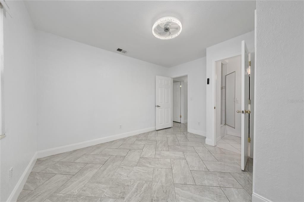 For Sale: $380,000 (3 beds, 2 baths, 1020 Square Feet)