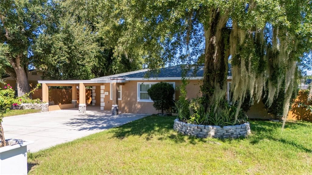 For Sale: $380,000 (3 beds, 2 baths, 1020 Square Feet)