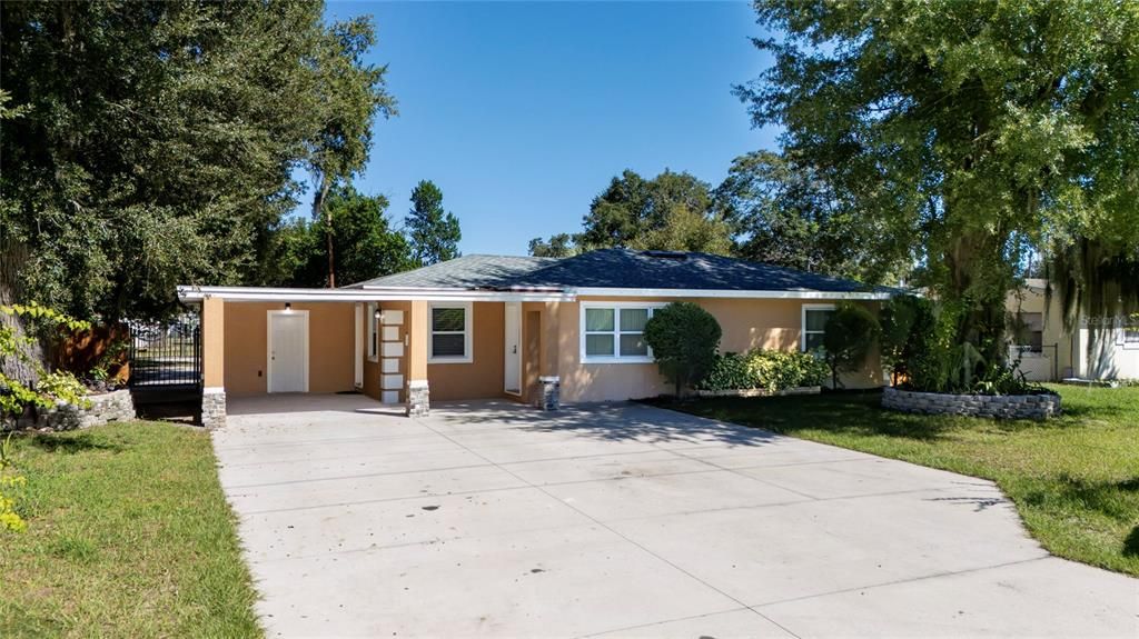 For Sale: $380,000 (3 beds, 2 baths, 1020 Square Feet)