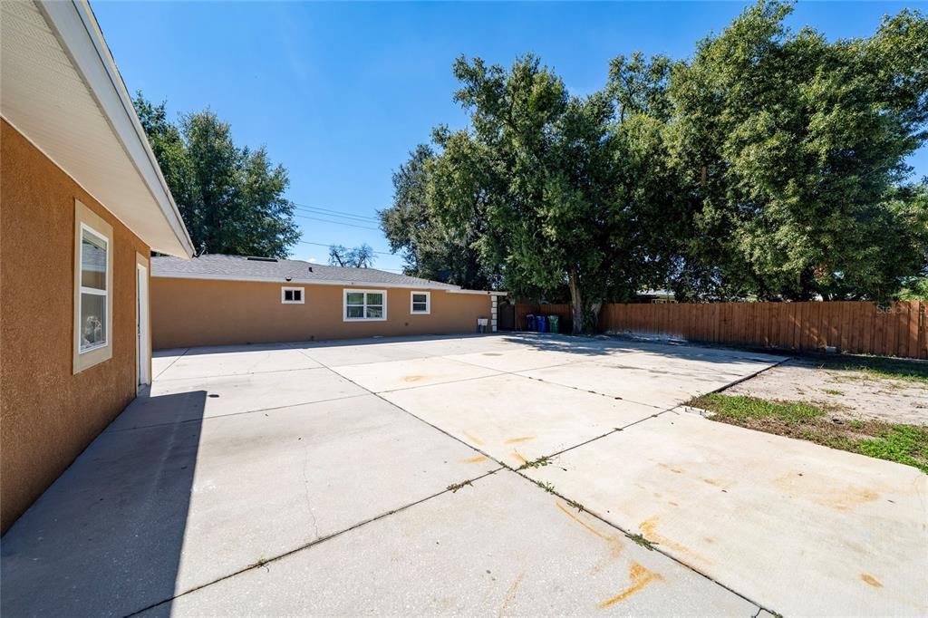 For Sale: $380,000 (3 beds, 2 baths, 1020 Square Feet)