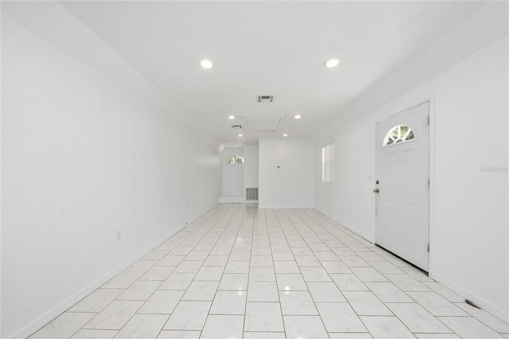 For Sale: $380,000 (3 beds, 2 baths, 1020 Square Feet)