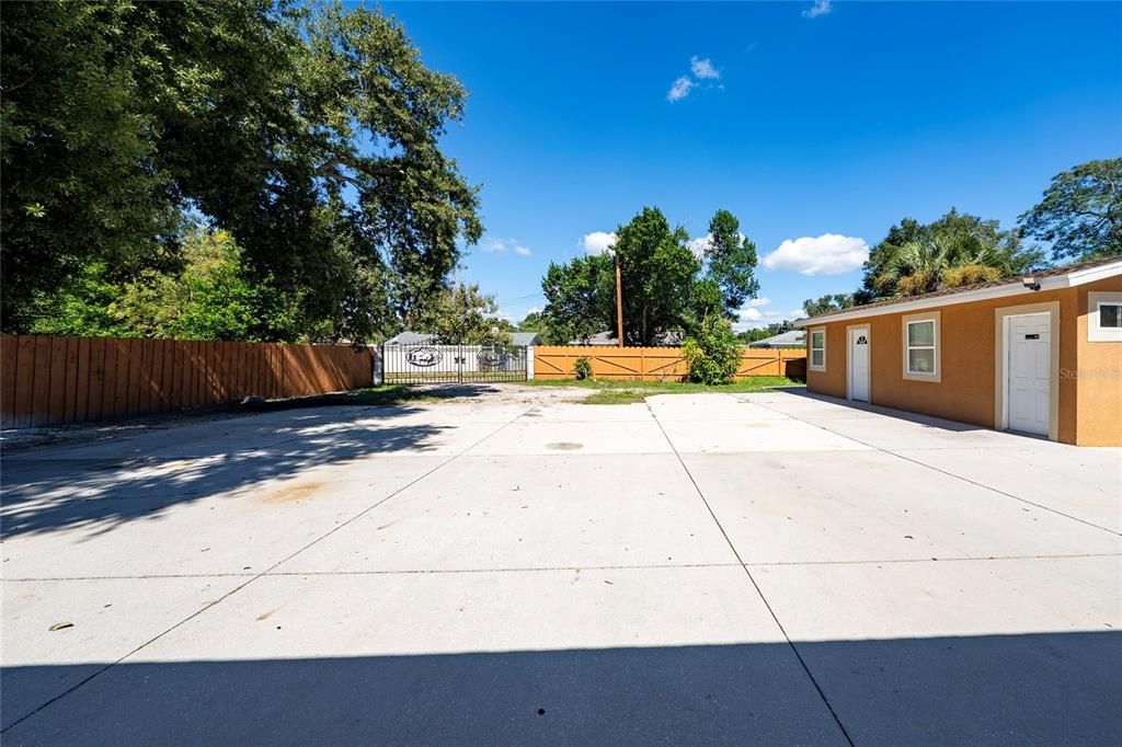 For Sale: $380,000 (3 beds, 2 baths, 1020 Square Feet)