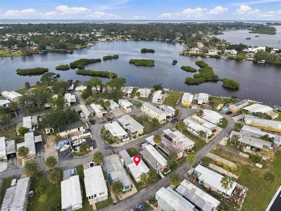 For Sale: $69,900 (1 beds, 1 baths, 486 Square Feet)