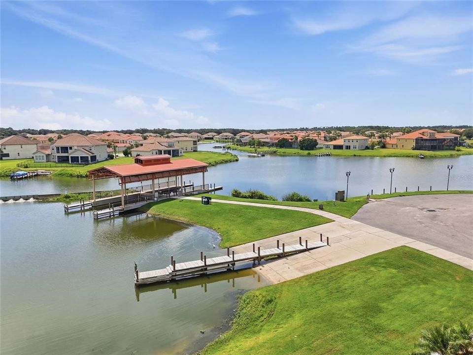 En Venta: $459,900 (4 camas, 3 baños, 2420 Pies cuadrados)
