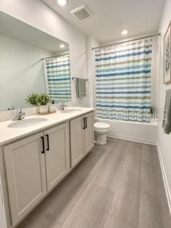 For Sale: $449,000 (3 beds, 2 baths, 1963 Square Feet)