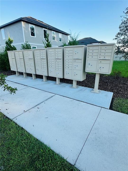For Sale: $449,000 (3 beds, 2 baths, 1963 Square Feet)
