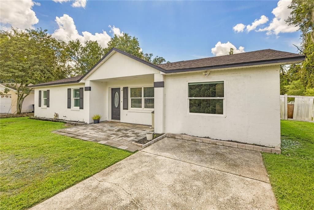 En Venta: $259,000 (4 camas, 2 baños, 1431 Pies cuadrados)