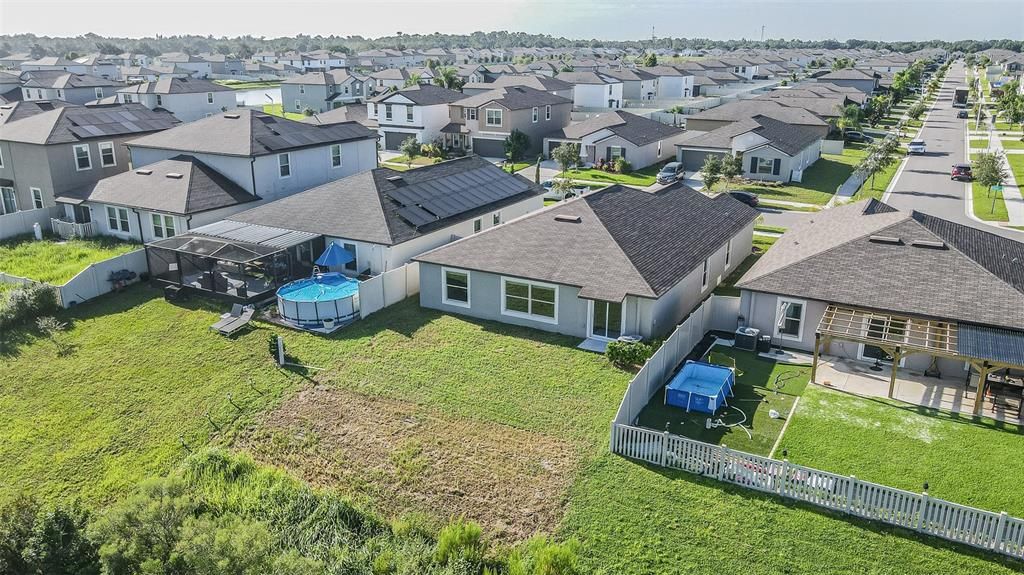 En Venta: $309,900 (4 camas, 2 baños, 1936 Pies cuadrados)