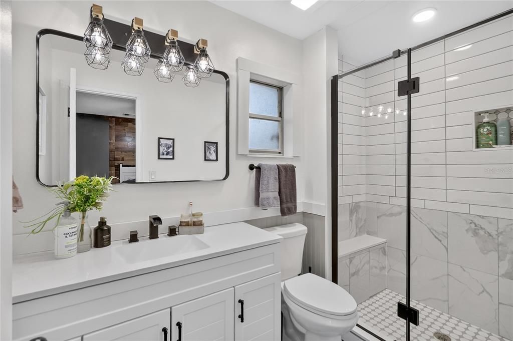 For Sale: $300,000 (4 beds, 2 baths, 1606 Square Feet)