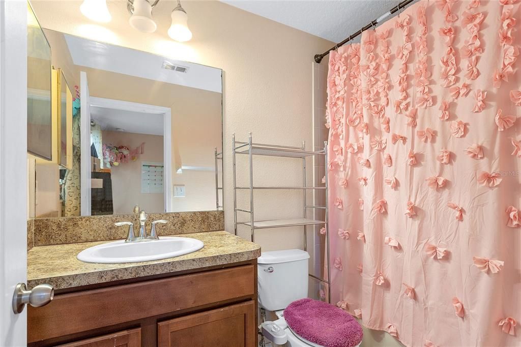 For Sale: $239,999 (2 beds, 2 baths, 1192 Square Feet)