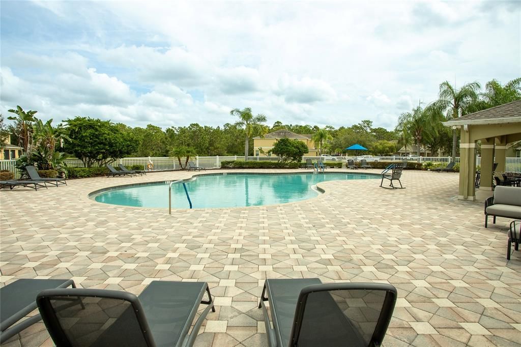For Sale: $239,999 (2 beds, 2 baths, 1192 Square Feet)