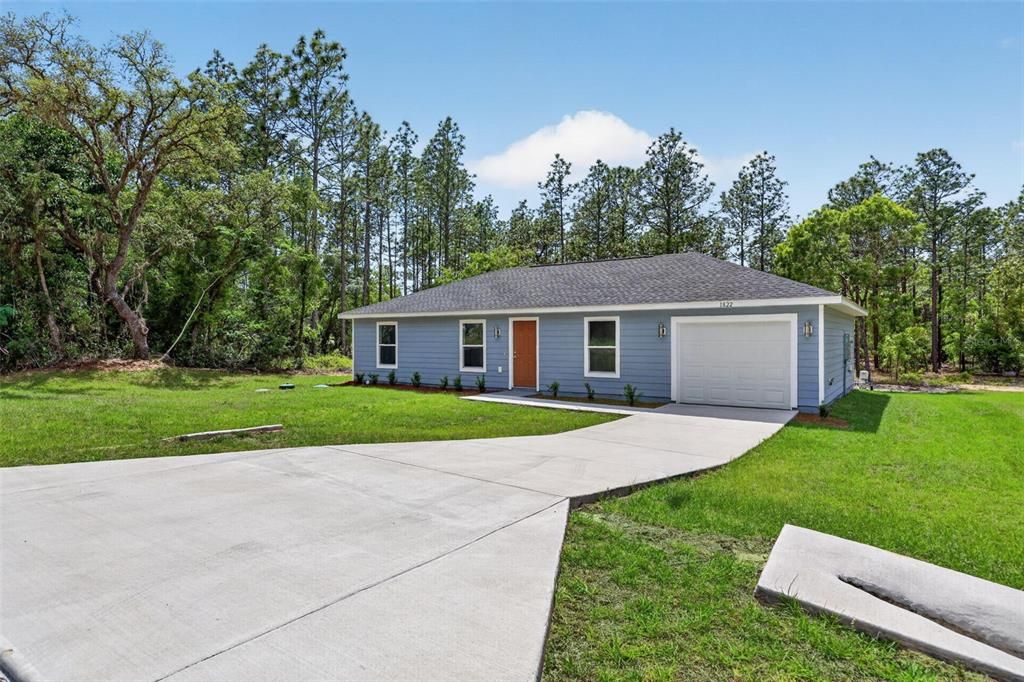 For Sale: $207,900 (3 beds, 2 baths, 1058 Square Feet)