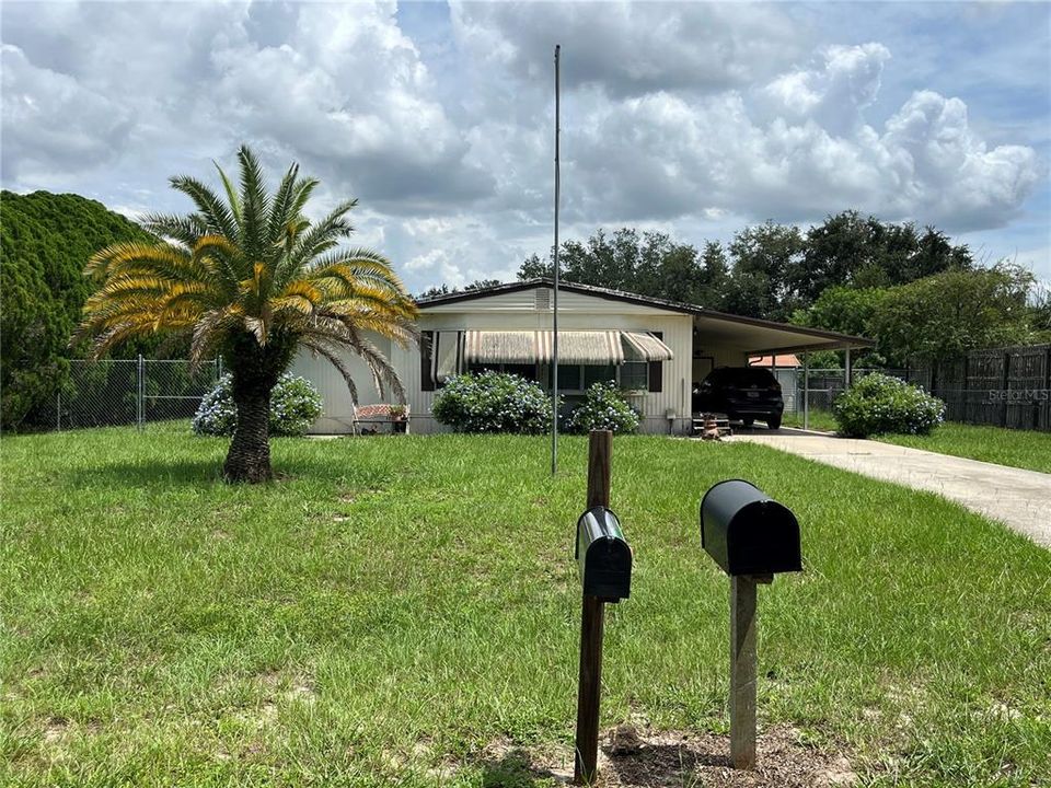 For Sale: $169,900 (2 beds, 1 baths, 768 Square Feet)