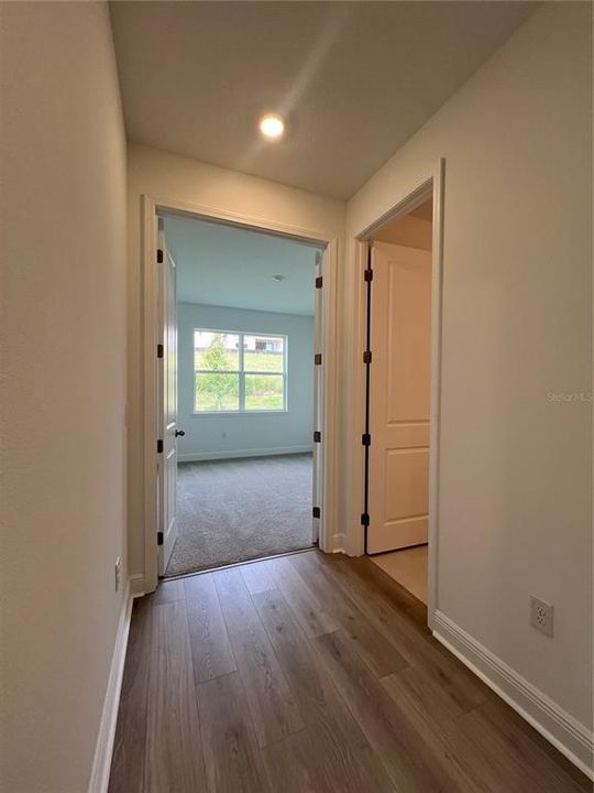 En Venta: $699,990 (4 camas, 3 baños, 2843 Pies cuadrados)