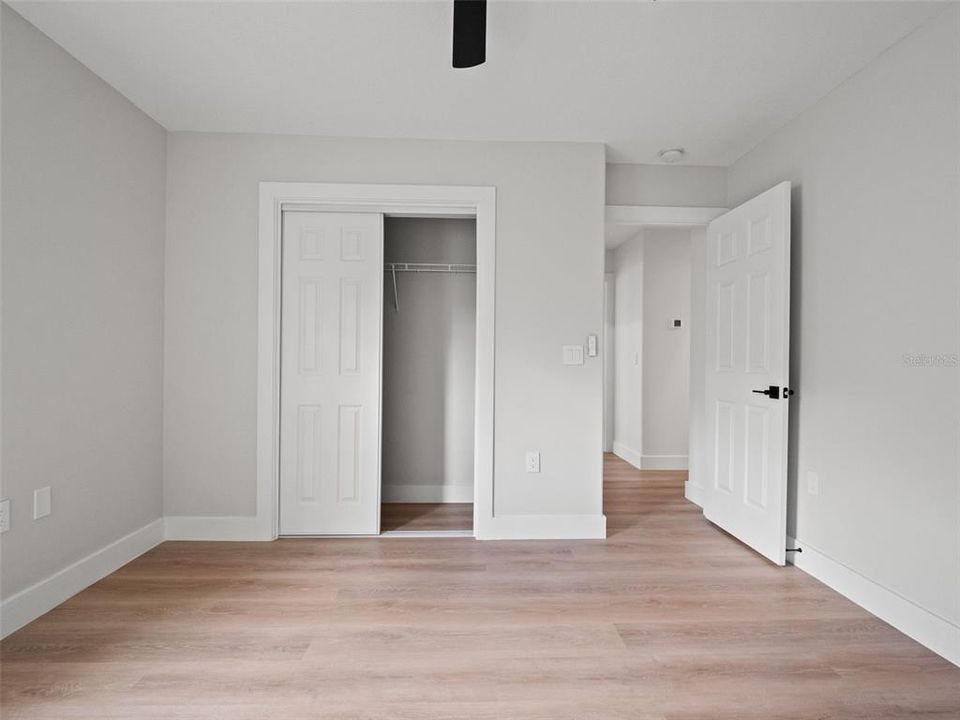En Venta: $639,900 (5 camas, 3 baños, 3078 Pies cuadrados)
