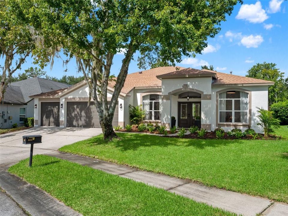En Venta: $639,900 (5 camas, 3 baños, 3078 Pies cuadrados)