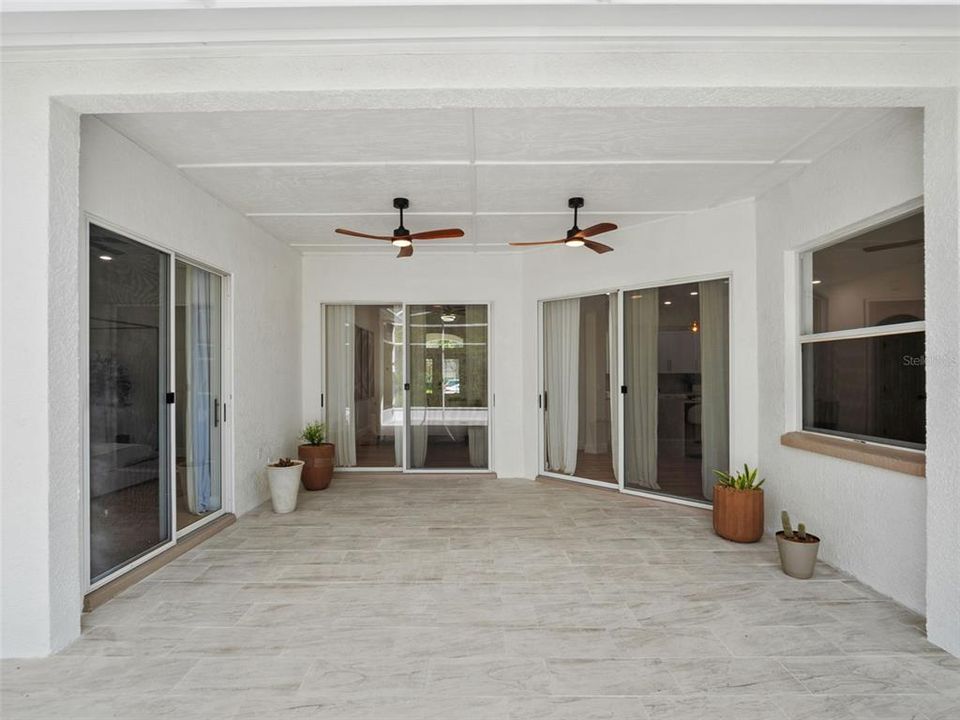 En Venta: $639,900 (5 camas, 3 baños, 3078 Pies cuadrados)