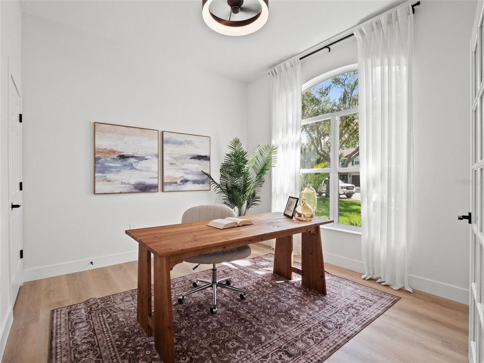 En Venta: $639,900 (5 camas, 3 baños, 3078 Pies cuadrados)