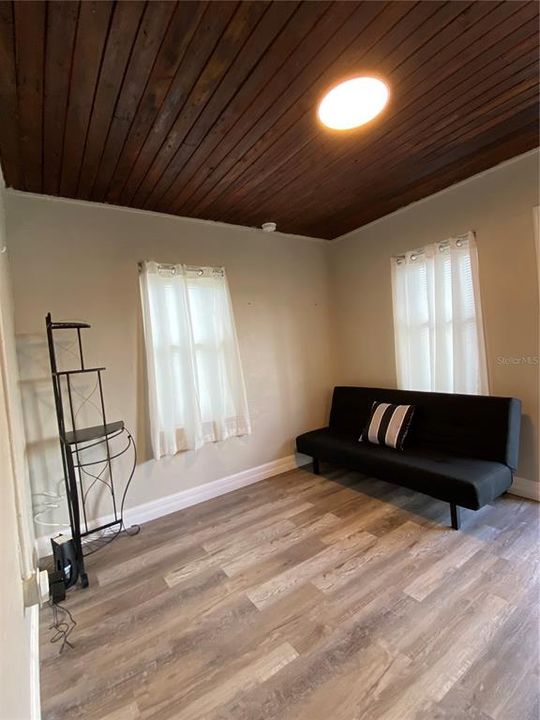 En Venta: $195,000 (2 camas, 2 baños, 720 Pies cuadrados)