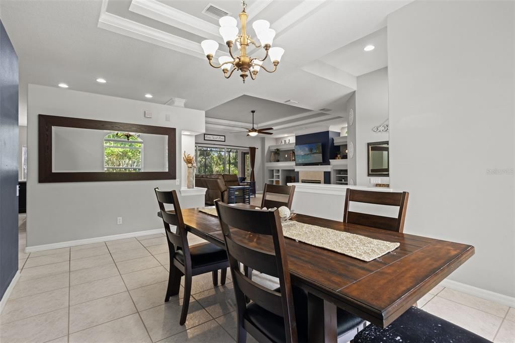 For Sale: $719,900 (3 beds, 3 baths, 2852 Square Feet)
