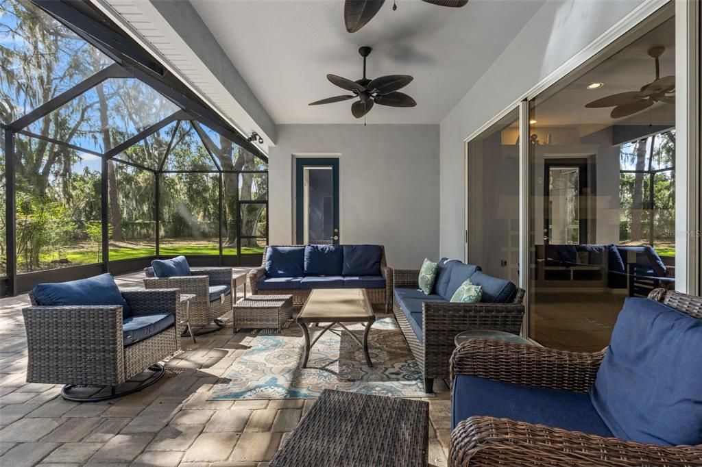 For Sale: $719,900 (3 beds, 3 baths, 2852 Square Feet)
