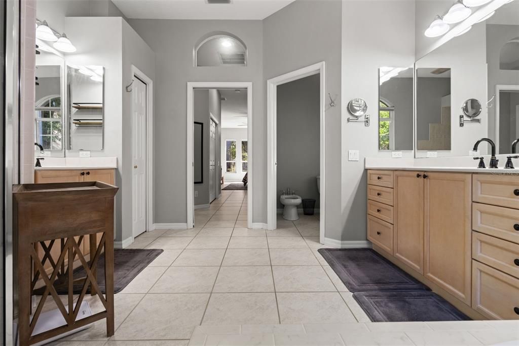 For Sale: $719,900 (3 beds, 3 baths, 2852 Square Feet)