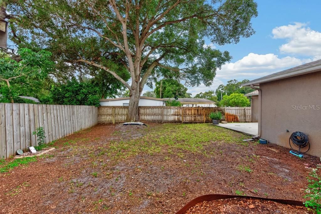 For Sale: $375,000 (3 beds, 2 baths, 1320 Square Feet)