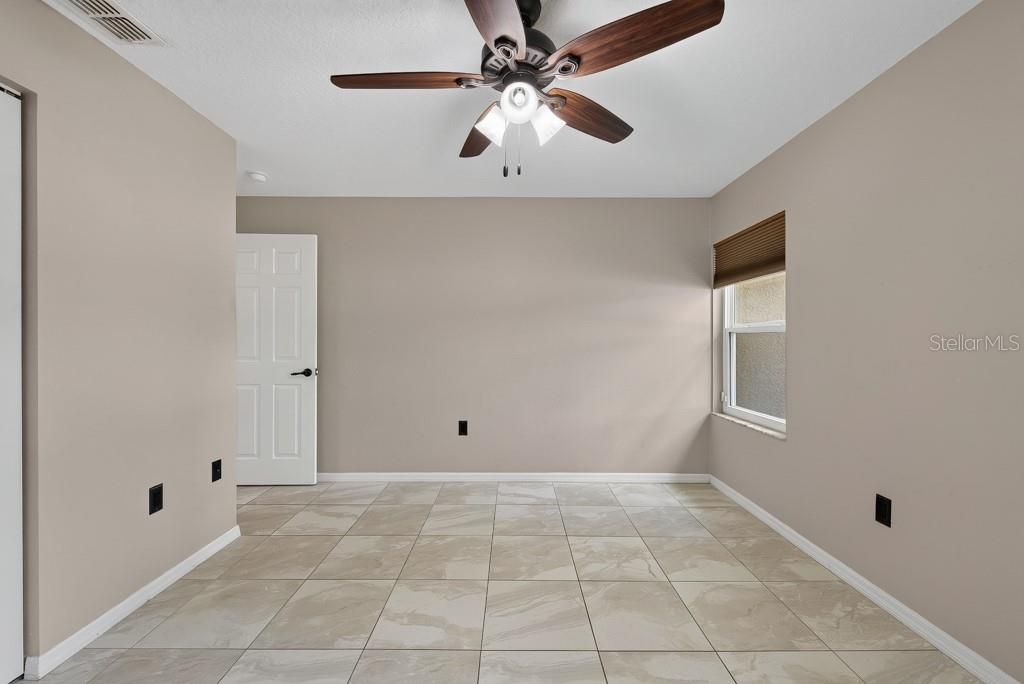 For Sale: $375,000 (3 beds, 2 baths, 1320 Square Feet)