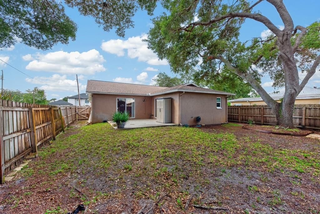 For Sale: $375,000 (3 beds, 2 baths, 1320 Square Feet)