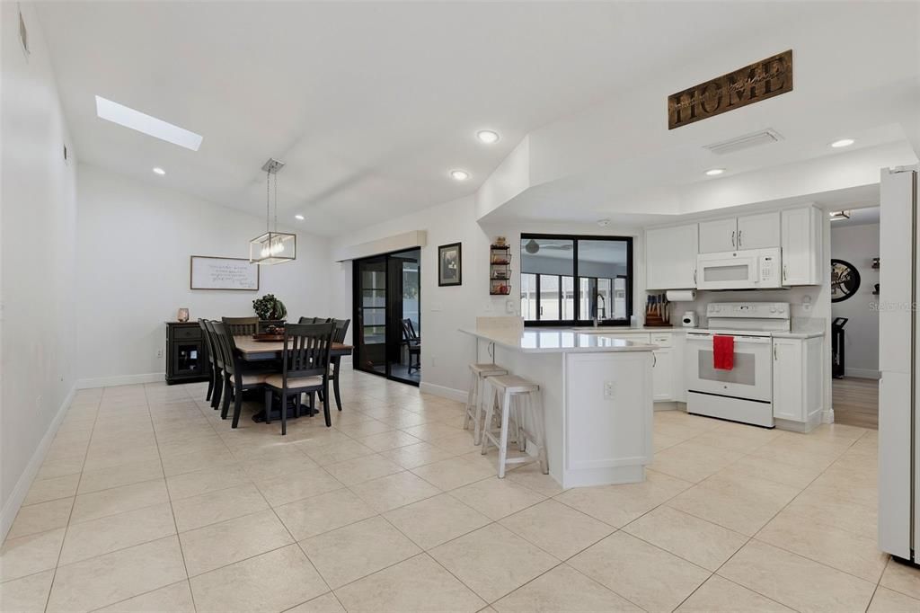 For Sale: $729,000 (3 beds, 2 baths, 1870 Square Feet)